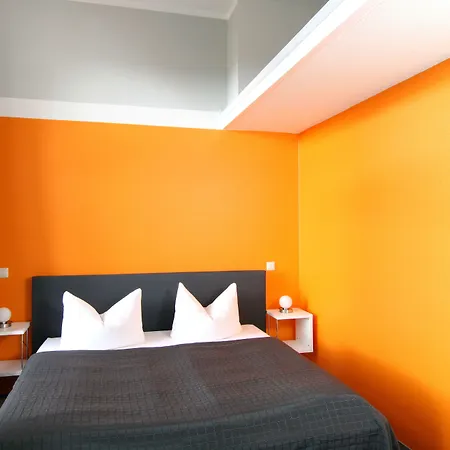 Pensión Gaestehaus Am Lausitzring 3*