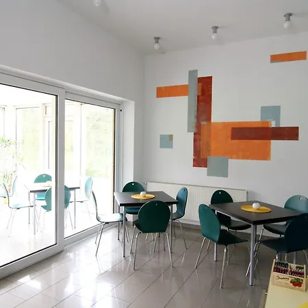 Pensión Gaestehaus Am Lausitzring 3*