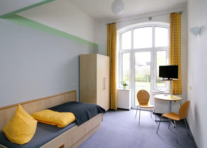 게스트하우스 Gaestehaus Am Lausitzring 3*